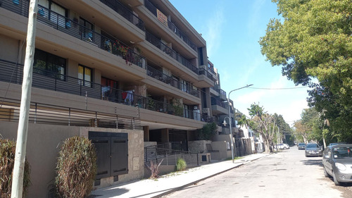 Venta De Hermoso Departamento Cerca De P. Victorica .tigre