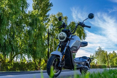 Imagen 2 de 7 de Moto Eléctrica - Miku Max - Sunra Rio Negro