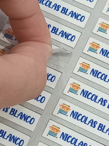 24 Nombres Impresos 64 X 34 Mm ! Tela P/ Pegar Con Plancha !