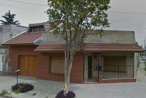 Imagen 1 de 13 de Casa 3 Ambientes Venta La Tablada Con Garage
