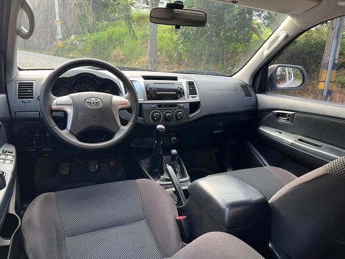 Toyota Hilux 2.7 Imv 4x4