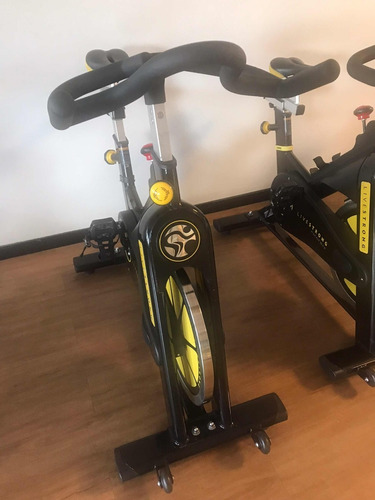 Academia Completa Life Fitness Com Tudo Dentro
