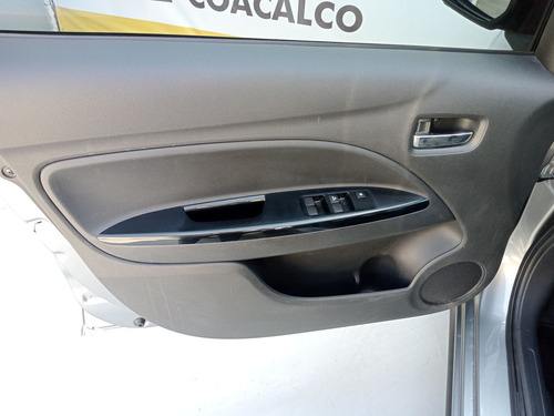 Imagen 9 de 15 de Dodge Attitude 2021 1.2 Sxt At