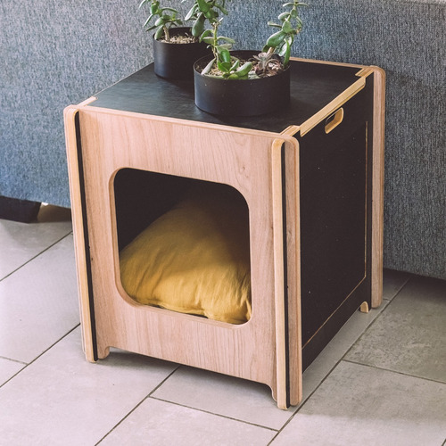 Imagen 2 de 6 de Rascador +camita Para Gatos / 56x50x50 Mobiliario De Diseño