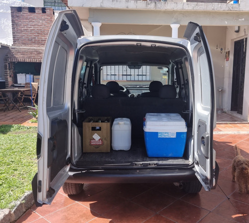 Imagen 9 de 15 de Renault Kangoo 2016 1.6 Furgon Ph3 Confort 5as Lc