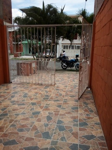 Imagen 23 de 29 de Casas En Arriendo Calicanto 1067-502