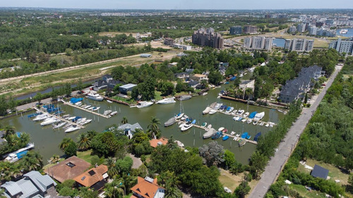 Imagen 28 de 30 de Venta Lote Club Náutico Boat Center ,tigre