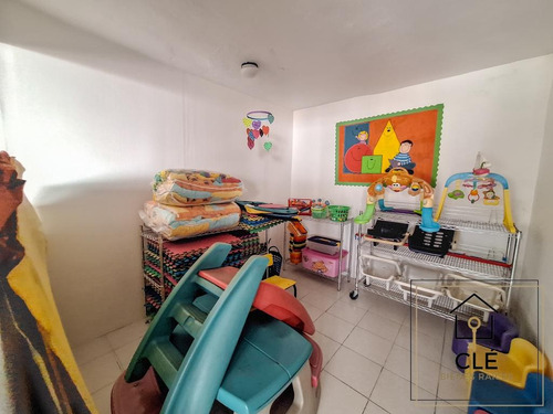 Periferico, Col. Cantera. Uso De Suelo Para Kinder, En Calle Cerrada