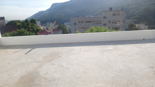 Apartamento De Frente Para A Floresta Da Tijuca - Com Terraço - Valorização Garantida.