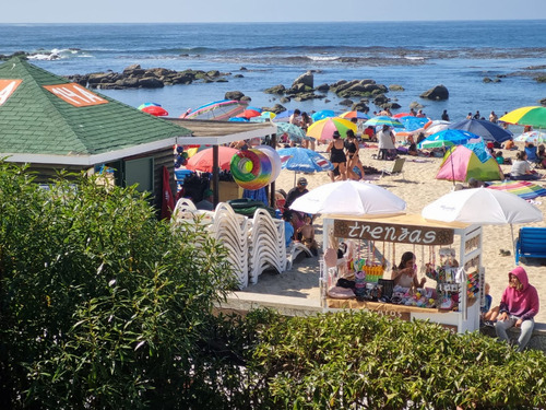 Casa Frente Al Mar Con 4 Kayacs.