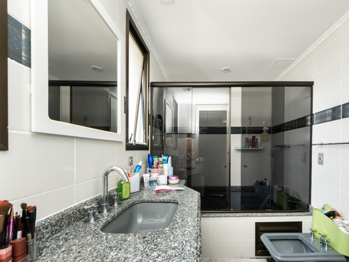 Apartamento Tipo Para Venda Com 3 Quartos, Sendo 1 Suíte, 136m²