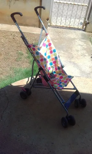 Coche Tipo Paraguas Niña (Usado)
