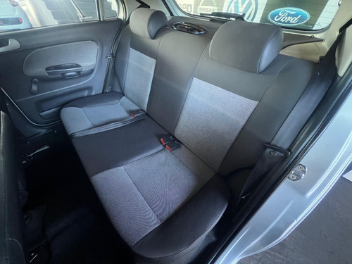 Volkswagen Gol 1.0 Trend Total Flex 5p