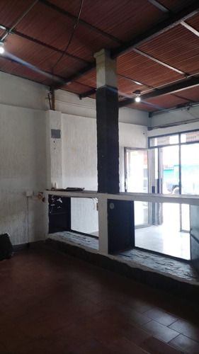 Se Alquila Local Comercial En La Cedeño, Carmen N.