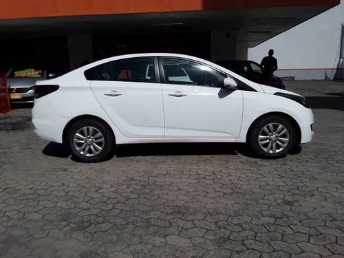 Imagem 9 de 9 de Hyundai Hb20s 1.6 Comfort Plus 16v Flex 4p Automático