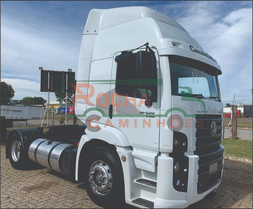 Imagem 5 de 15 de Volkswagen Constellation 19-320 4x2t Ano 2011