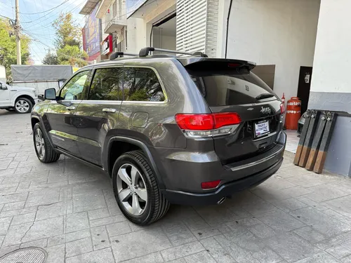 Jeep Grand Cherokee 3.6 Limited Lujo V6 4x2 At