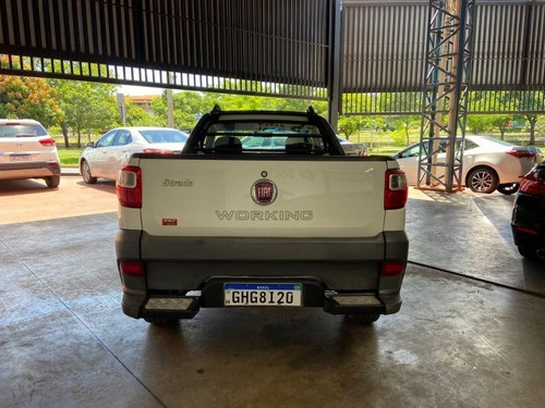 Imagem 5 de 13 de Strada 1.4 Mpi Working Cs 8v Flex 2p Manual