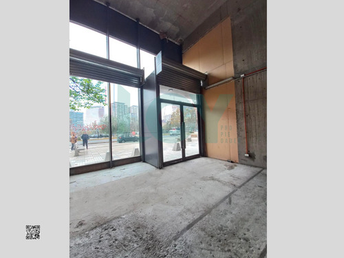 Local Comercial En Arriendo 100m2. Ñuñoa. Metro Irarrazaval.