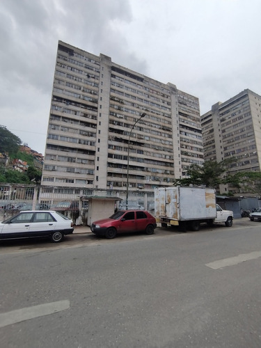 Venta . Apartamento.   San Agustin Del Sur.  Caracas 156483