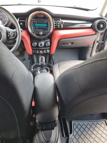 Mini Cooper 1.5 AT TURBO