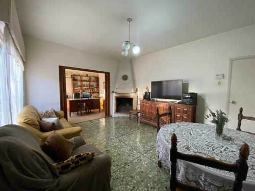 Casa En Venta Perez Castellanos/villa Española/cerrito