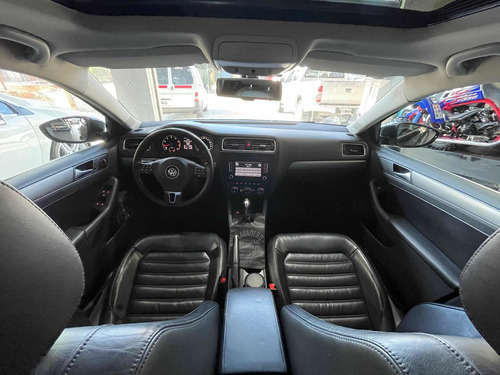 Imagen 8 de 12 de Volkswagen Vento 2.0 Sportline Tsi 200cv Dsg