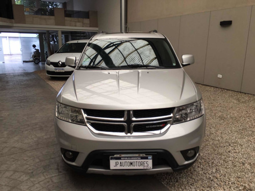 Imagen 3 de 15 de Dodge Journey 2013 3.6 R/t 286cv