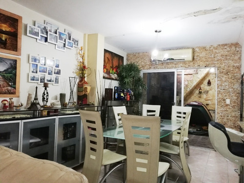 Imagen 9 de 27 de Town House, Conjunto Residencial Villas Del Este, Guatire, Estado Miranda. Mm
