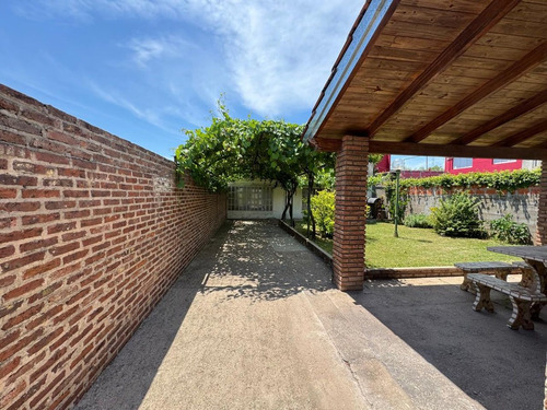 Casa 3 Dormis, Patio , Quincho, San Nicolás