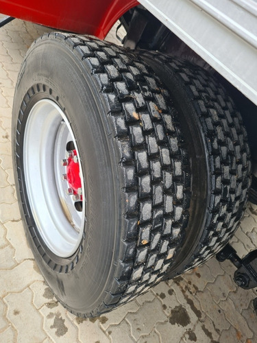 Imagem 6 de 11 de Vw 16220 6x2 Ano 1997 Bau 8,50mts Porta Lateral Truck