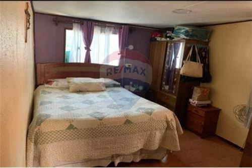 Imagen 10 de 11 de Casa 2 Pisos En Venta Pudahuel 4d 2b Santiago