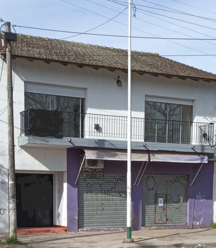 Venta Local Con Depto 3 Ambientes Monte Grande
