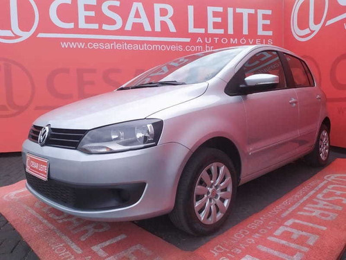 Imagem 10 de 15 de Volkswagen Fox 1.6 Gii