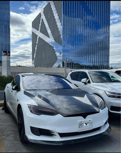Tesla Model s 75d Mt