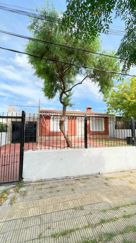 Imagen 3 de 26 de Casa De Dos Dormitorios En Bella Italia