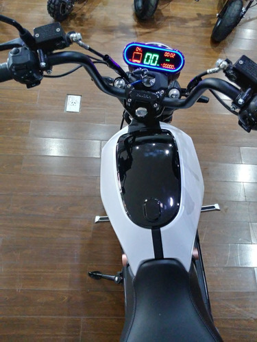 Imagen 4 de 19 de Moto Eléctrica Sunra Miku Max Litio Stock 295 Km No Zanella