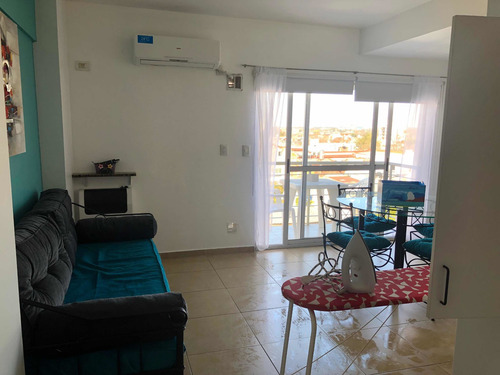 Imagen 8 de 16 de Apartamento, Depart.amoblado 2 Amb. 45mt Con Cochera 4p Cont