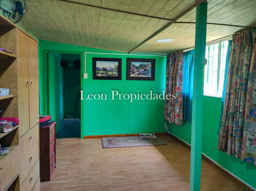 Se Vende Parcela Plana Con 2 Casas En Sector Cuyuncavi, Cvi