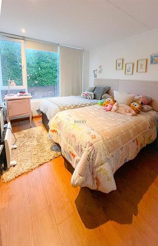 Casa En Venta De 3 Dorm. En Concón