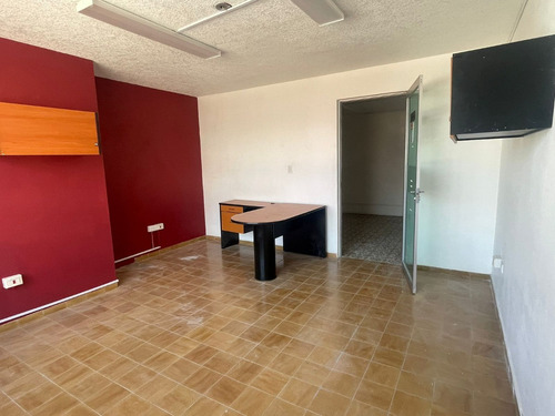 Casa En Venta En Col. Las Reynas, Irapuato, Gto.