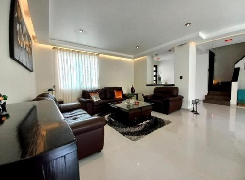 Casa En Venta En Metepec Eo