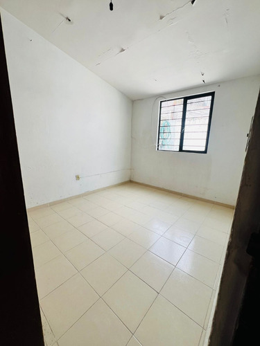 Casa En Venta | Terreno 123 M2 | Jardines De Morelos Secc. Lagos