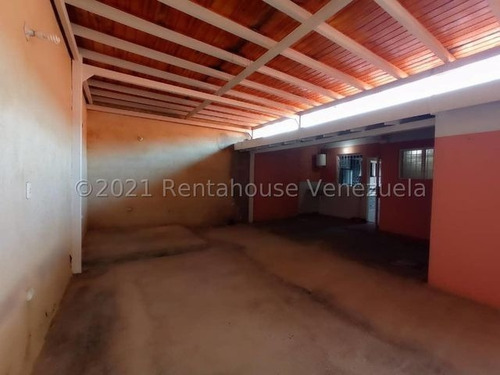 Imagen 4 de 30 de Casa En Venta En La Piedad Cabudare Lara 0-4-2-4-5-9-3-7-5-4-2, 3 Habitaciones, 2 Baños, Código: 22-6320