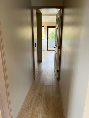 Casa En Arriendo De 4 Dorm. En Pucón