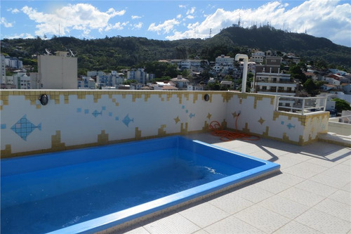 Imagem 1 de 17 de Cobertura Duplex No Bairro Trindade - Co0148