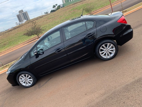 Imagem 8 de 12 de Honda Civic Lxl 1.8 Automatico