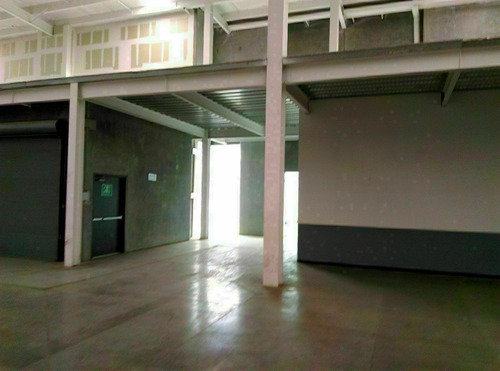 Se Renta Bodega Industrial En Tultitlán