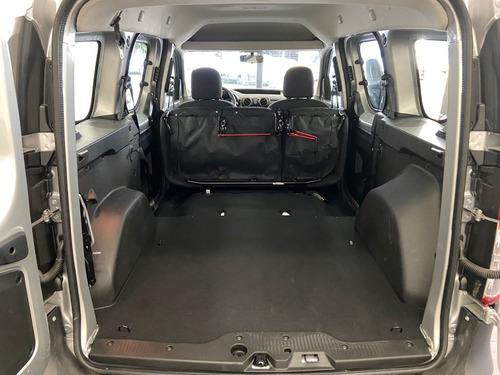Imagen 23 de 25 de Renault Kangoo Ii Stepway (mb)