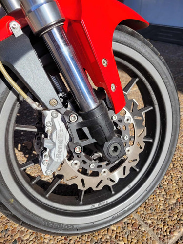 Imagen 6 de 15 de Benelli Tnt300